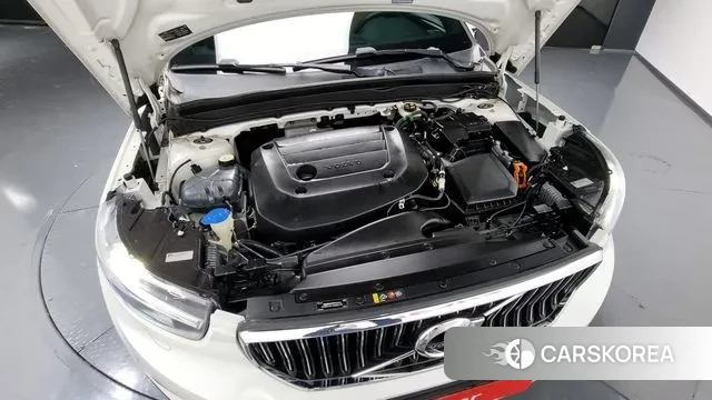 Volvo XC40 id 3479049 из Кореи 16