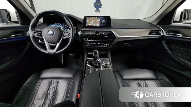 BMW 5 Series (G30) id 3573818 из Кореи 16