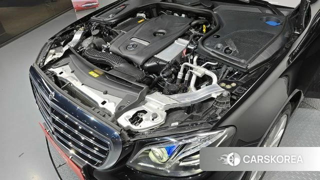 Mercedes-Benz E-Class W213 id 4304845 из Кореи 27