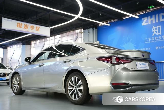 Lexus ES id 4240266 из Китая 20