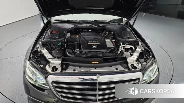 Mercedes-Benz E-Class W213 id 3698321 из Кореи 16