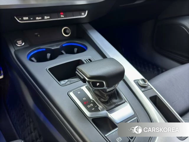 Audi A4L id 4333684 из Китая 11