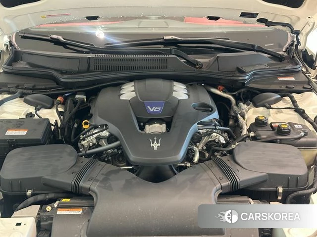 Maserati Ghibli id 3870658 из Кореи 14