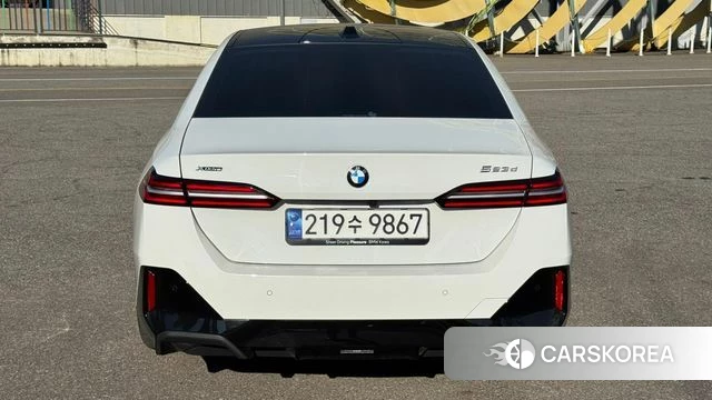 BMW 5 Series (G60) id 4462628 из Кореи 16
