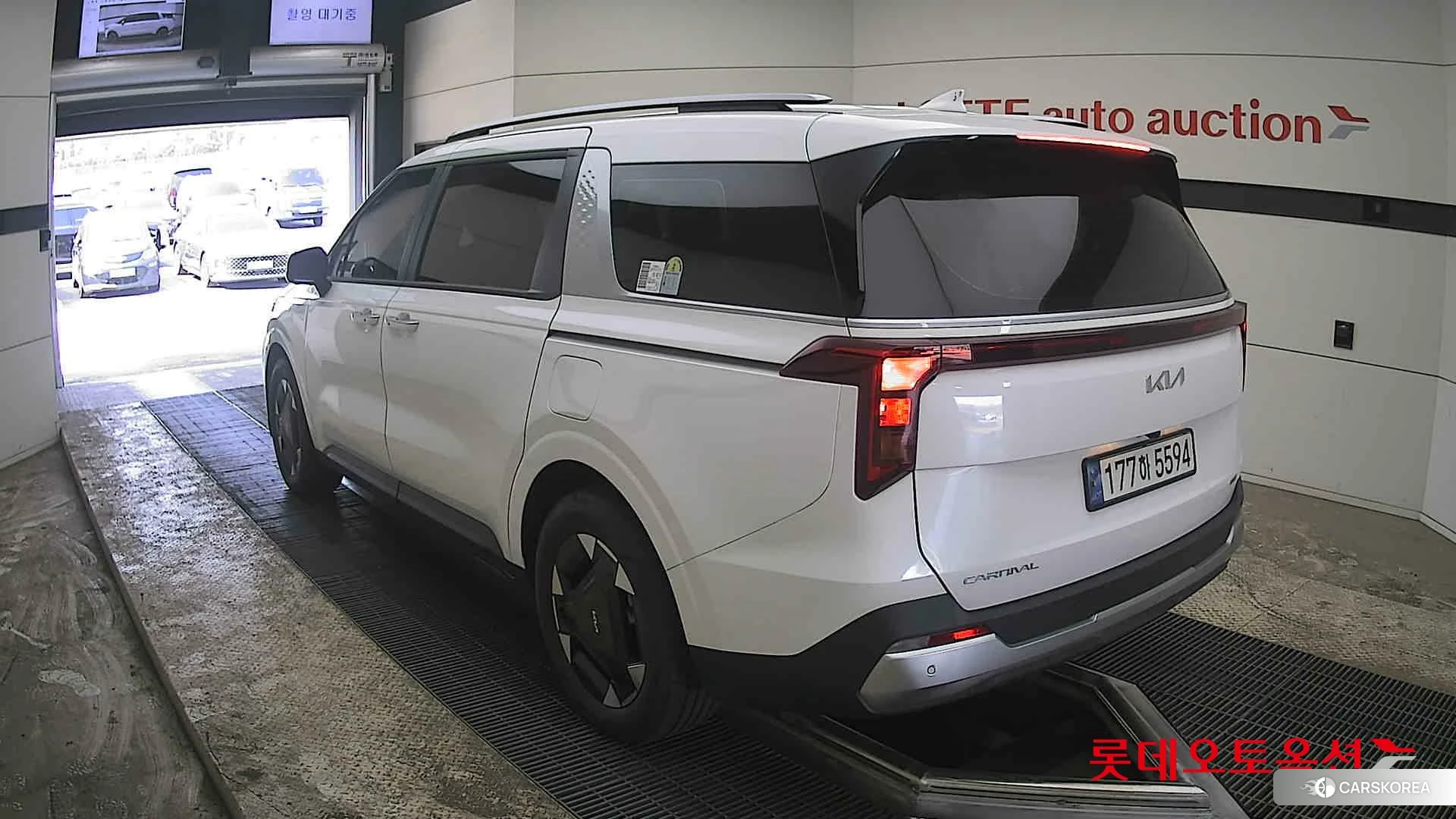 Kia Carnival Hybrid id 3882127 из Кореи 34