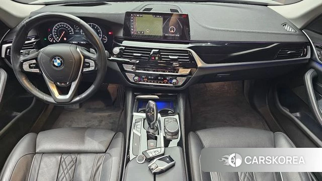 BMW 5 Series (G30) id 4551437 из Кореи 32
