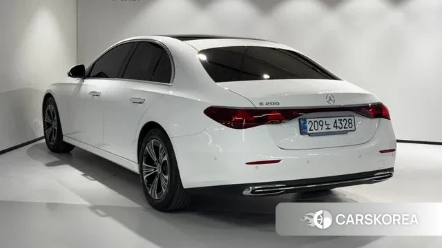 Mercedes-Benz E-Class W214 id 3294162 из Кореи 16