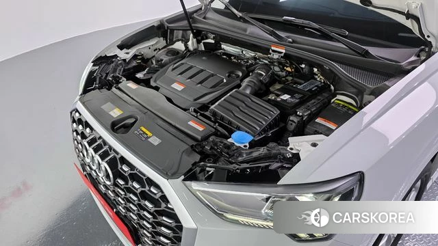 Audi Q3 (F3) id 3859021 из Кореи 16