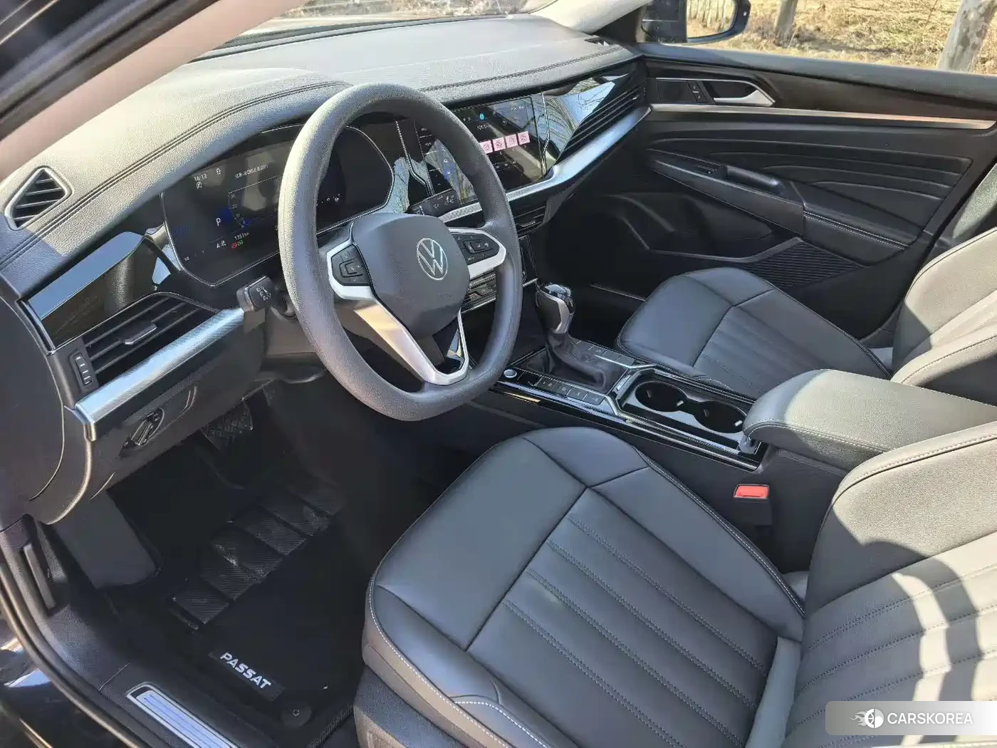 Volkswagen Passat plug-in hybrid 2026 Черный из Китая, фото 6