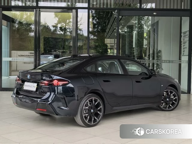 BMW 2 series id 4301376 из Китая 8