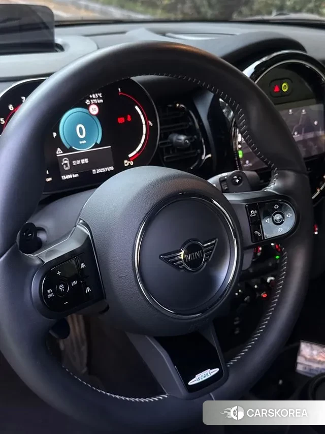 Mini Cooper S Convertible 2024 Красный из Кореи, фото 6