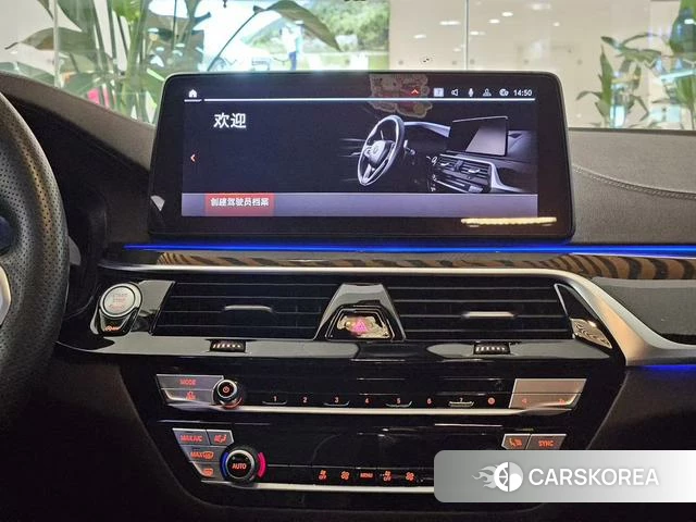 BMW 5 series 2022 Черный из Китая, фото 6