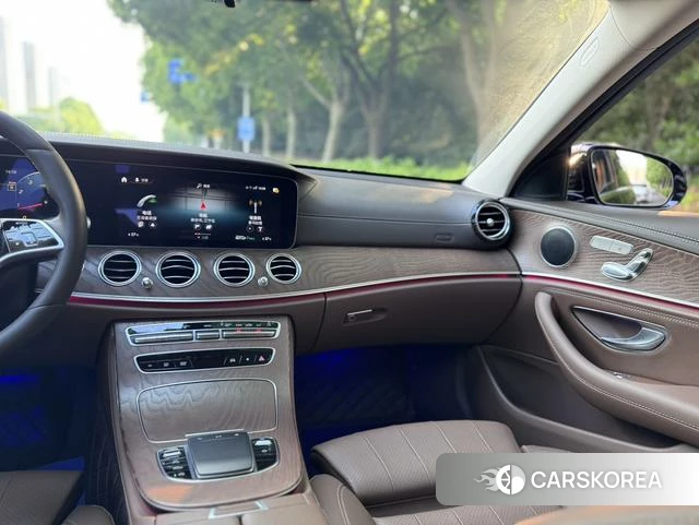 Mercedes-Benz E-class id 4277153 из Китая 10