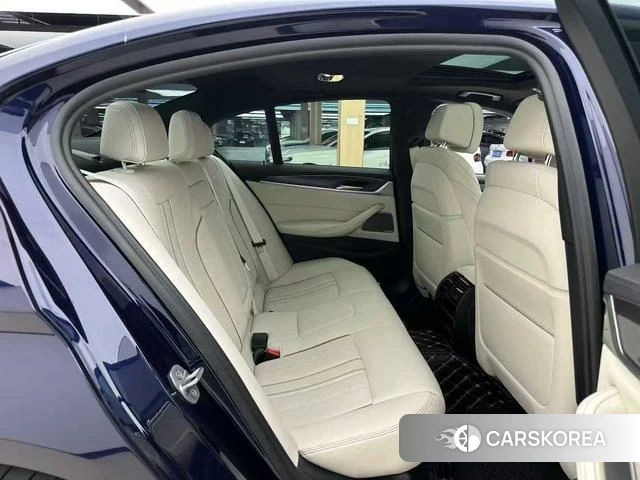 BMW 5 series (imported) 2021 Черный из Китая, фото 6