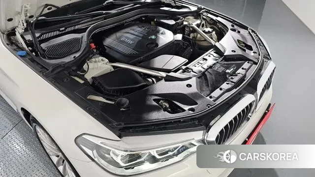 BMW 5 Series (G30) id 3505469 из Кореи 16