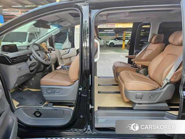 Hyundai Staria id 4333980 из Кореи 16