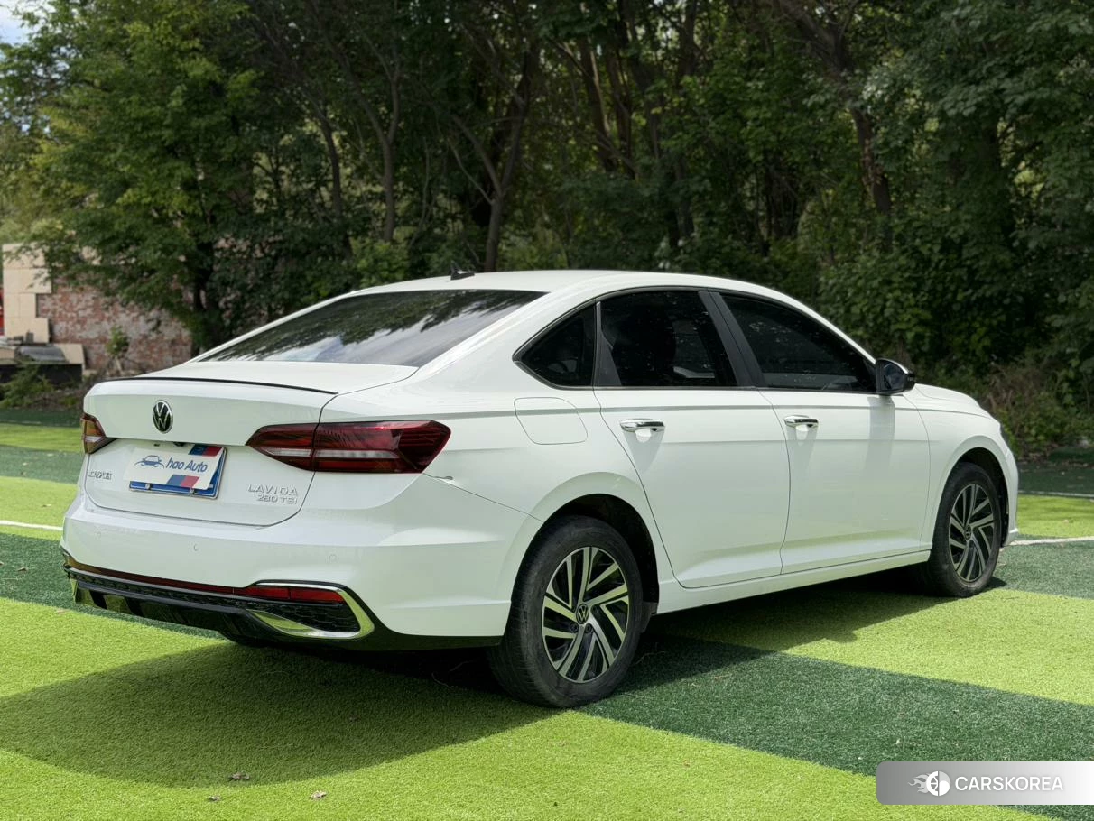 Volkswagen Lavida id 4487159 из Китая 10