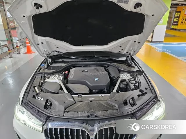 BMW 5 Series (G30) id 3058129 из Кореи 13