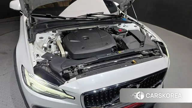 Volvo V60 Cross-Country 2nd Generation id 3718320 из Кореи 16