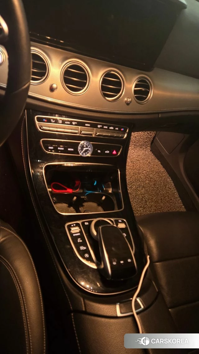 Mercedes-Benz E-Class W213 2018 Белый из Кореи, фото 6