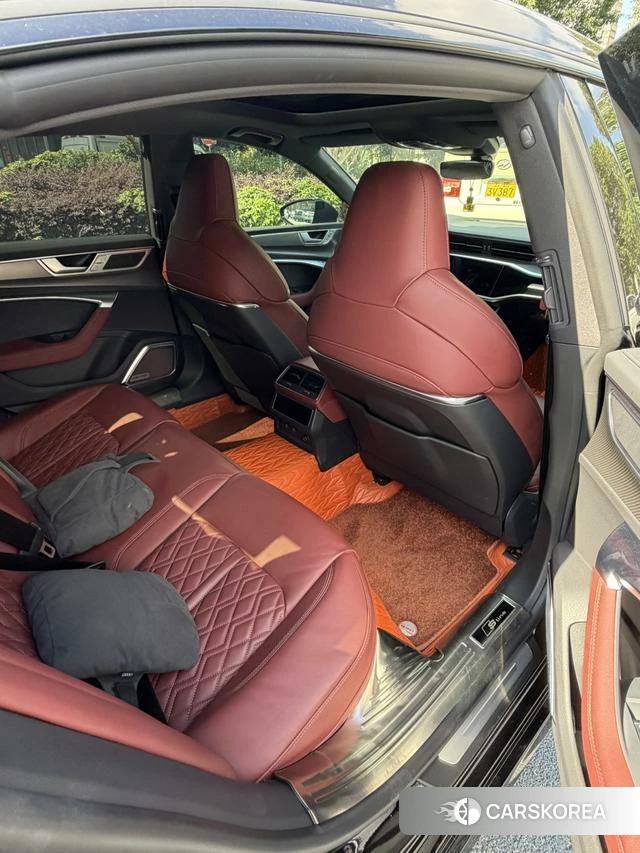 Audi A7L id 4277742 из Китая 7