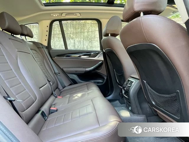 BMW X3 id 4221343 из Китая 26