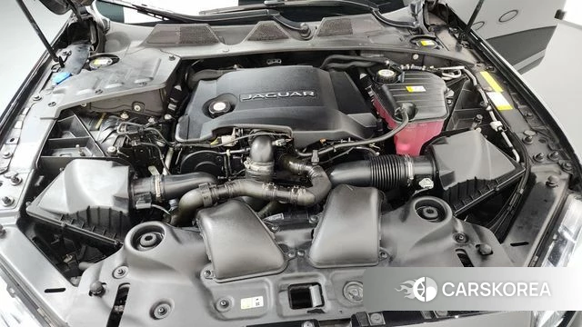 Jaguar All New XJ id 4604890 из Кореи 32
