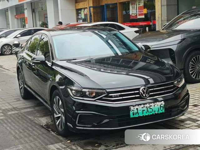 Volkswagen Magotan PHEV 2022 Черный из Китая, фото 6