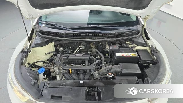 Kia Stonic id 4496629 из Кореи 16