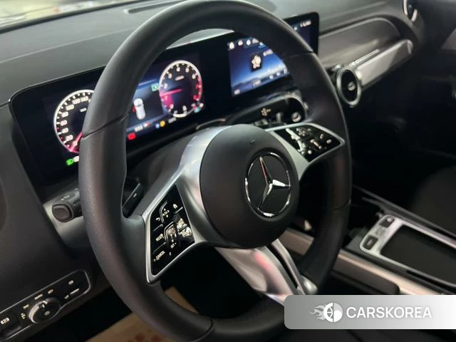 Mercedes-Benz GLB id 4380493 из Китая 28