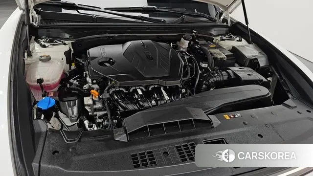 Hyundai Grandeur (GN7) id 3606299 из Кореи 16