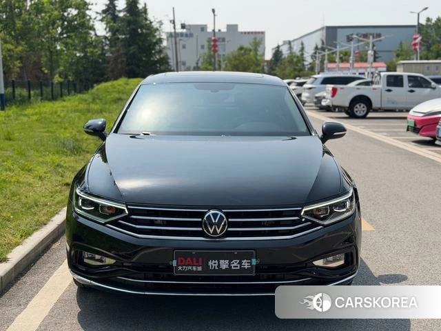 Volkswagen Magotan 2022 Черный из Китая, фото 6