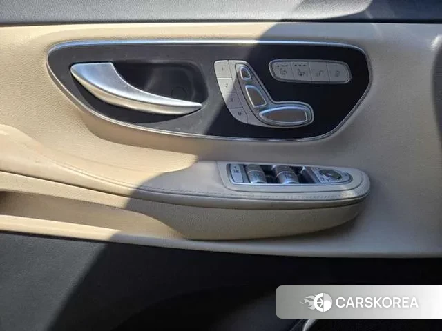 Mercedes-Benz V-Class id 3007518 из Кореи 15