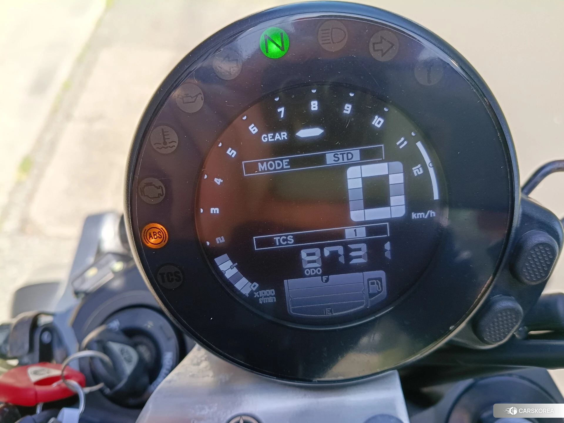 Проданный Yamaha XSR900 id 4365598 из Японии, фото 8