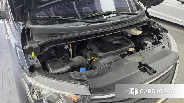 Hyundai The New Grand Starex id 4435667 из Кореи 16