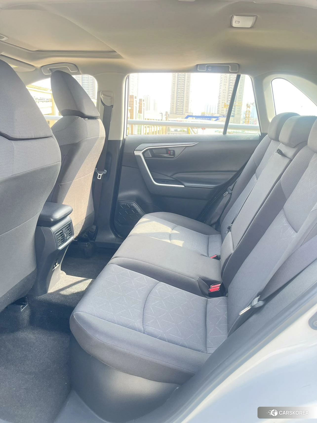 Toyota RAV4 Rongfang 2023 Белый из Китая, фото 6