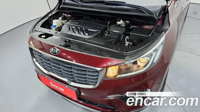 Kia The New Carnival id 2442618 из Кореи 16