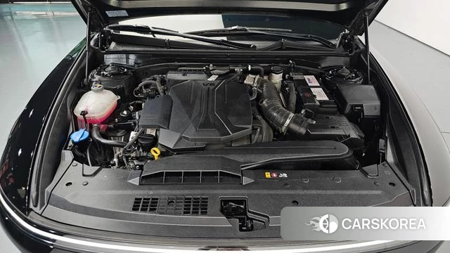 Hyundai Grandeur (GN7) id 4630886 из Кореи 16