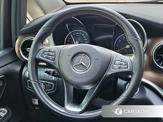 Mercedes-Benz V-class id 4213567 из Китая 6