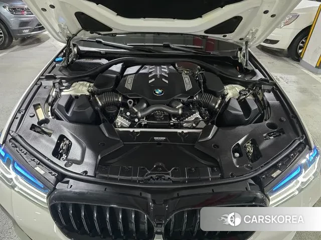 BMW 5 Series (G30) id 2900067 из Кореи 16