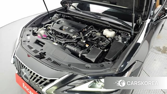Lexus ES300h 7th generation id 4692151 из Кореи 29