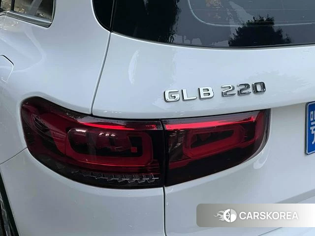 Mercedes-Benz GLB id 4259631 из Китая 11