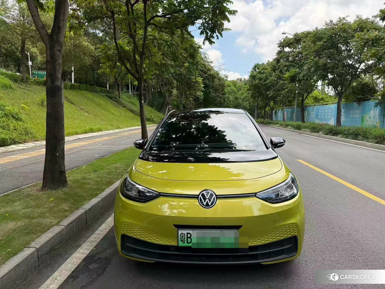 Volkswagen ID.3 2022 Желтый из Китая, фото 6
