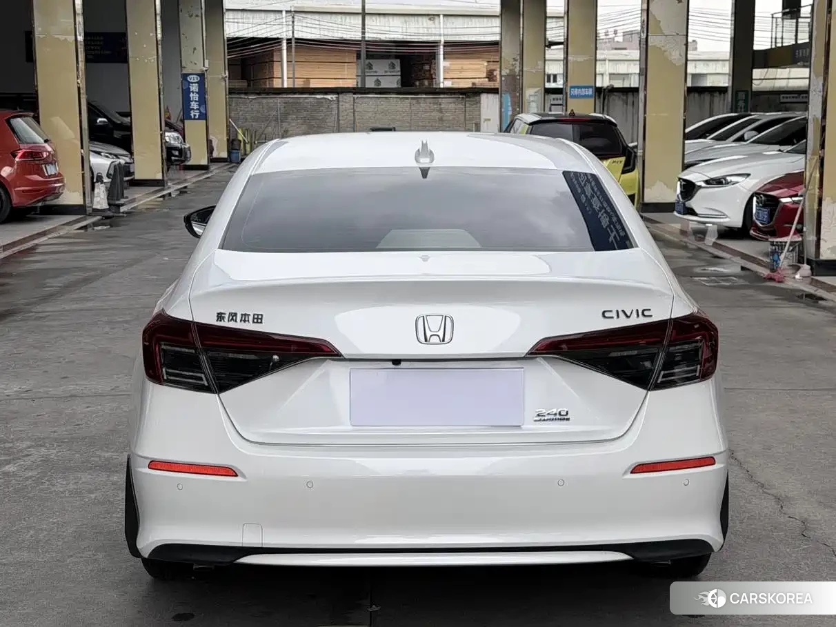 Honda Civic id 4545850 из Китая 10