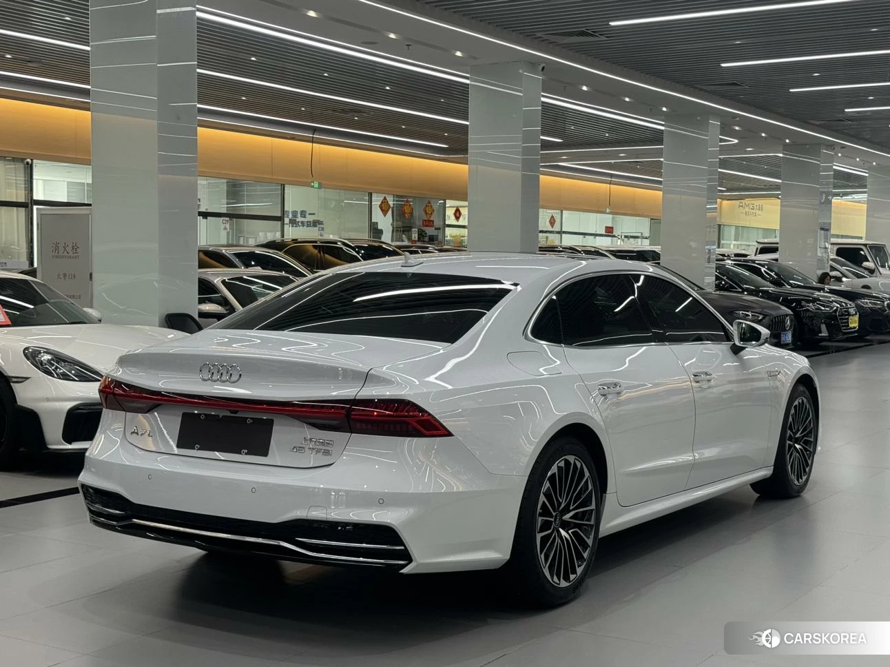 Audi A7L id 4479762 из Китая 11