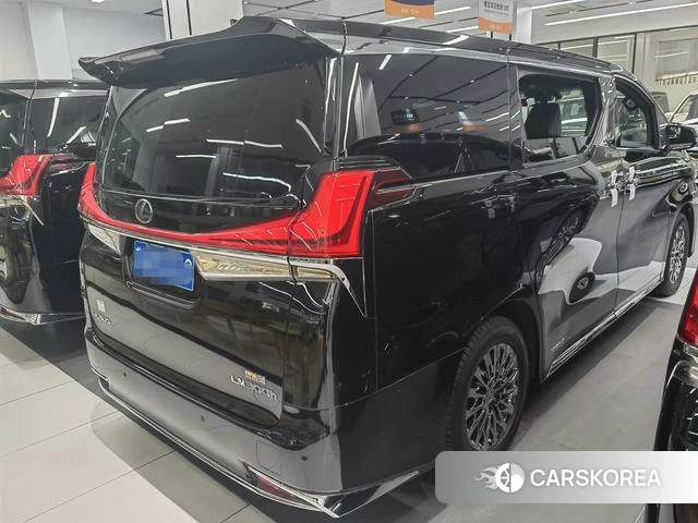 Lexus LM id 4273119 из Китая 11