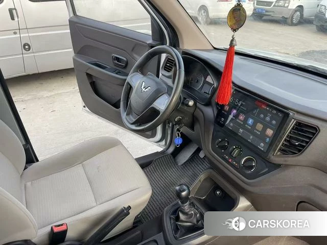 Wuling Automobile Wuling Hongguang V id 4238625 из Китая 10