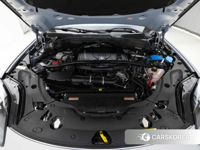 Maserati Grecale id 3811023 из Кореи 16