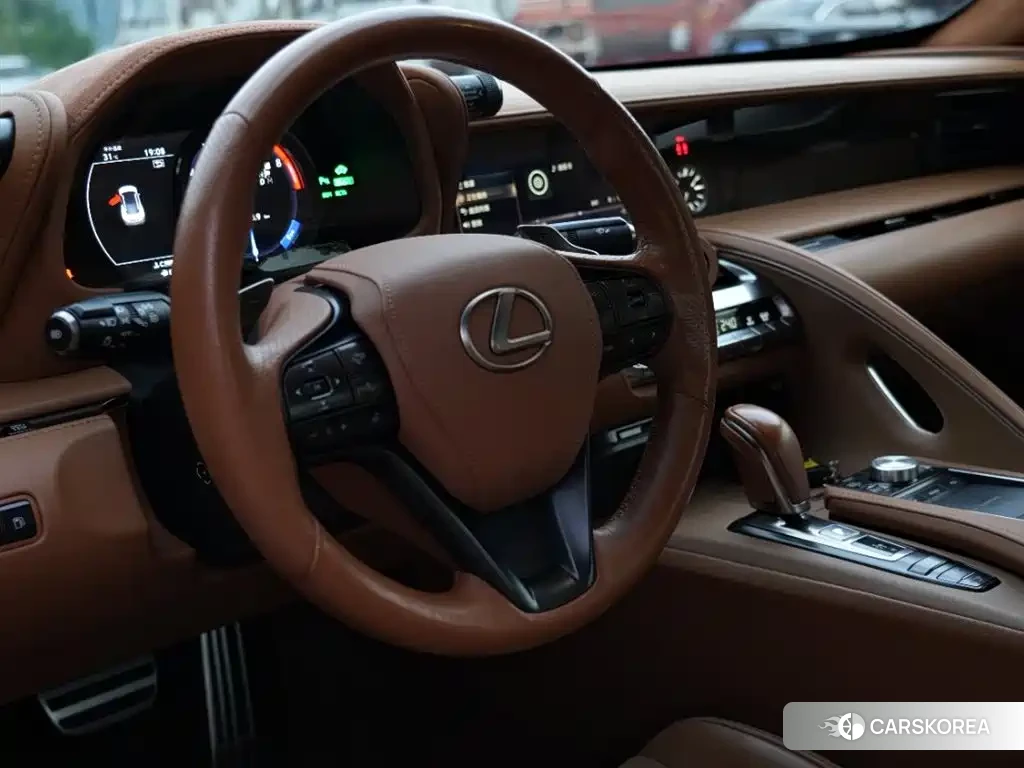 Lexus LC id 4622689 из Китая 18