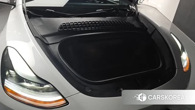 Tesla Model Y id 3560262 из Кореи 16